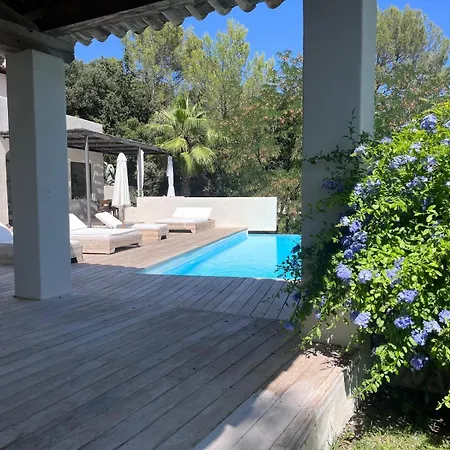 Vila Superbe Et Spacieuse Villa Dans Un Ecrin De Verdure *
